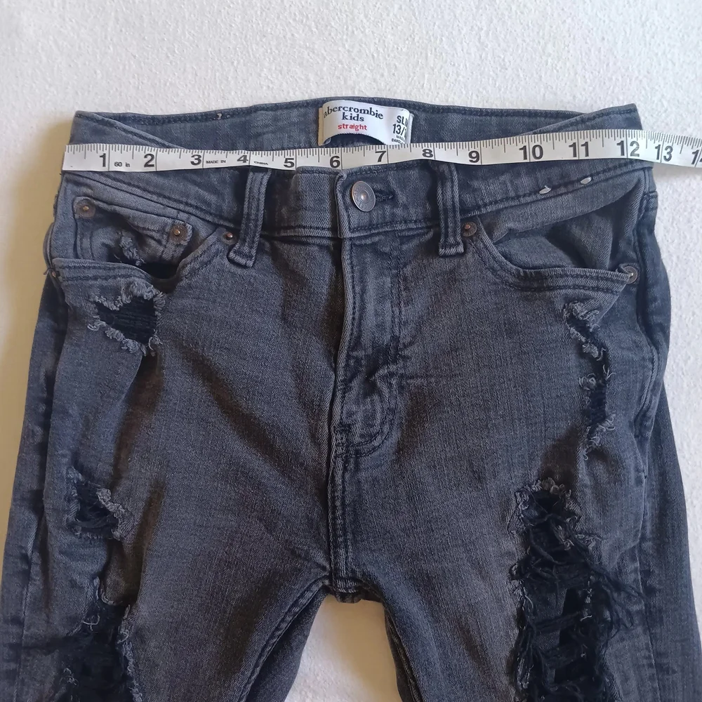 Abercrombie Kids Sz 13/14 Black Jeans Distressed Slim-Fit